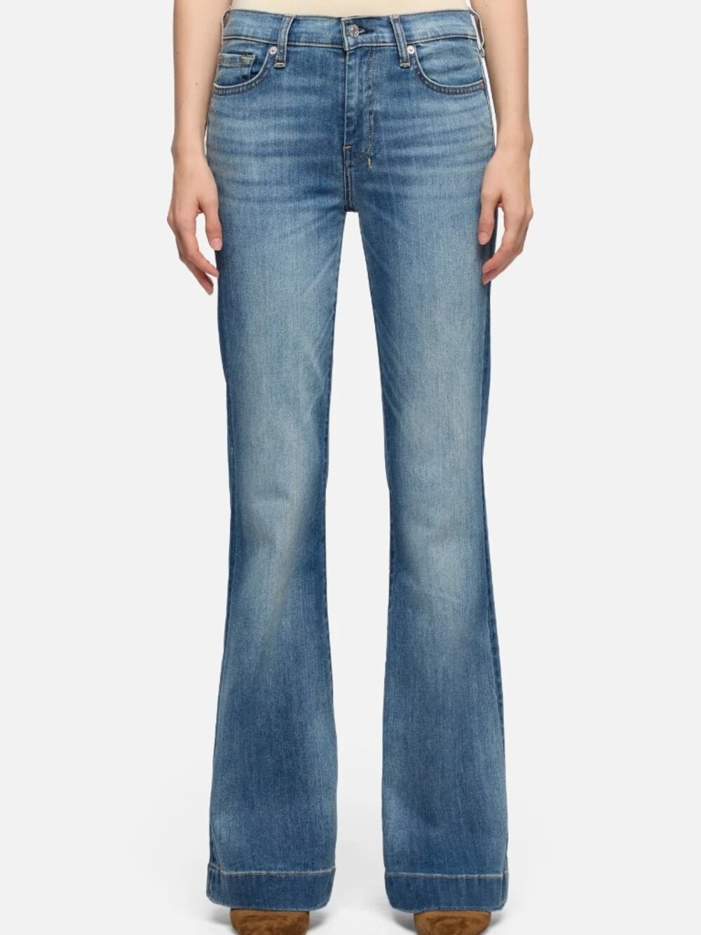 7 for All Mankind Dojo Flare Stretchy Jeans in Distressed Authentic Light (24)